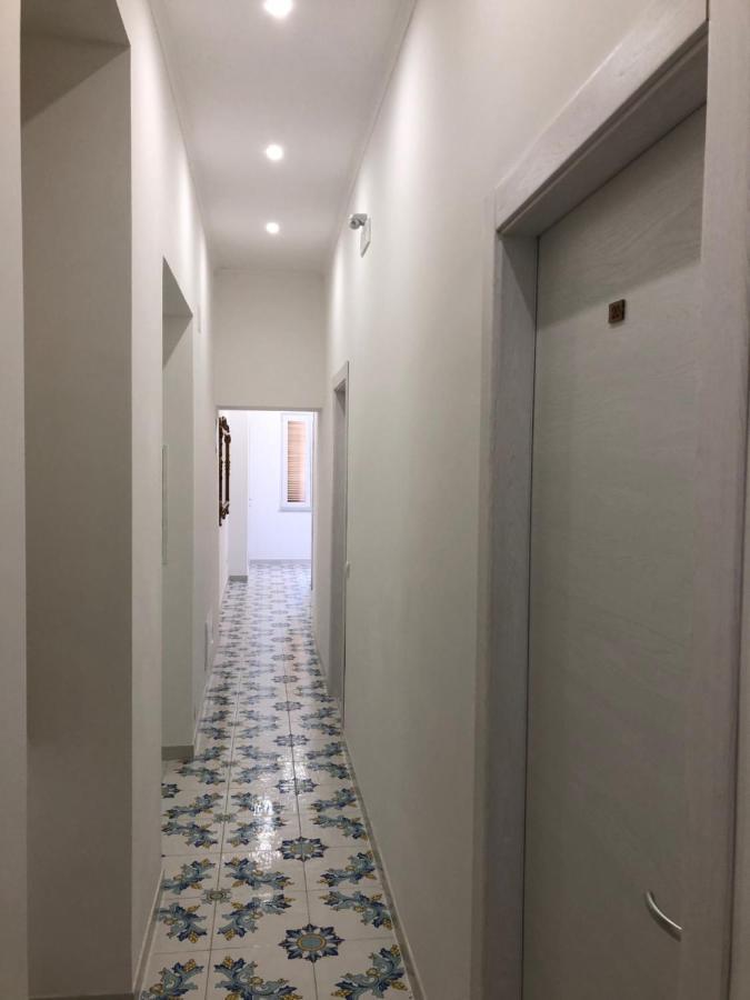 נאפולי Albergo Oasi מראה חיצוני תמונה