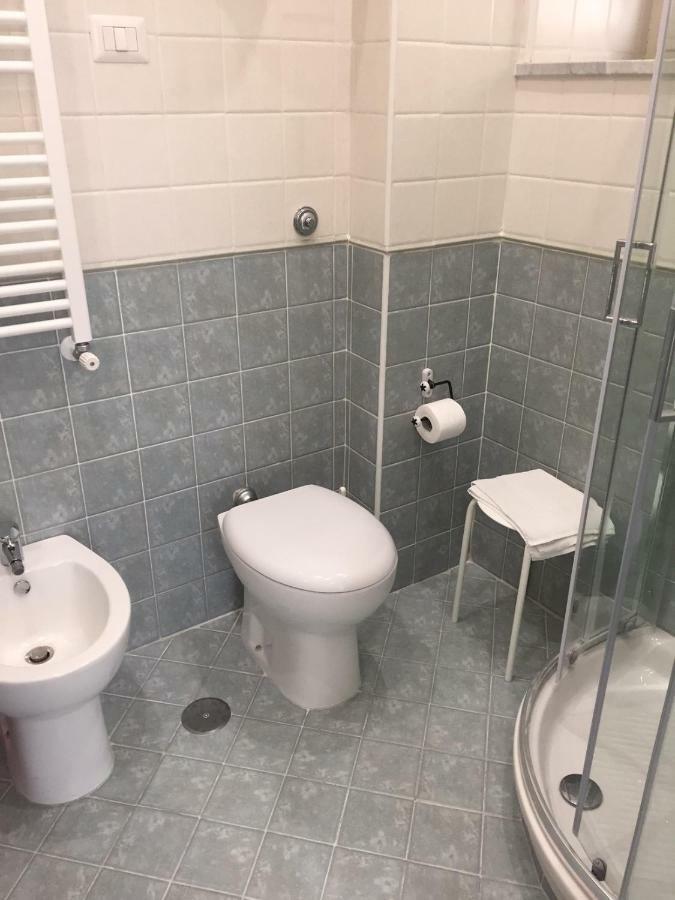 נאפולי Albergo Oasi מראה חיצוני תמונה