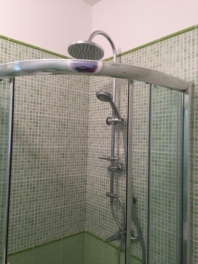נאפולי Albergo Oasi מראה חיצוני תמונה